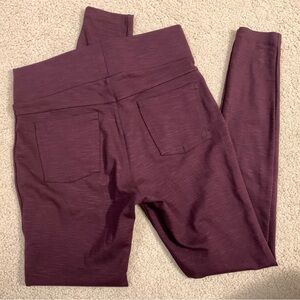 Burgundy Matty M high-waisted skinny pants / leggings with back pockets (Small)